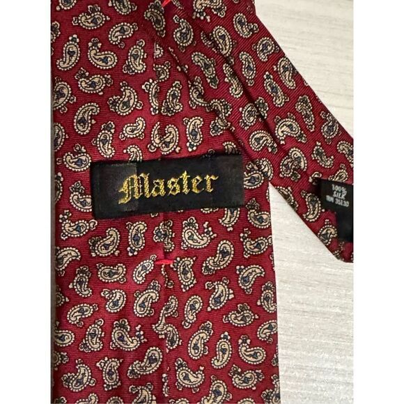 Master Paisley Silk Tie - Picture 8 of 9